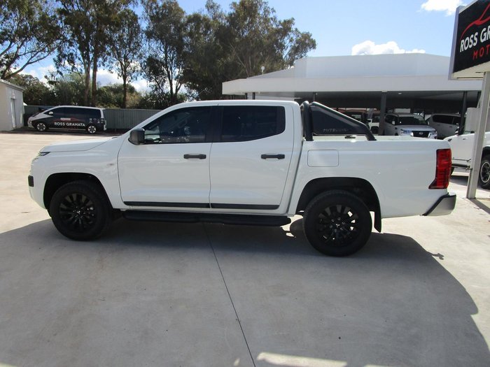 2025 Mitsubishi Triton GLX-R