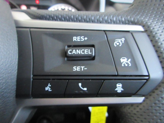 2025 Mitsubishi Triton GLX-R