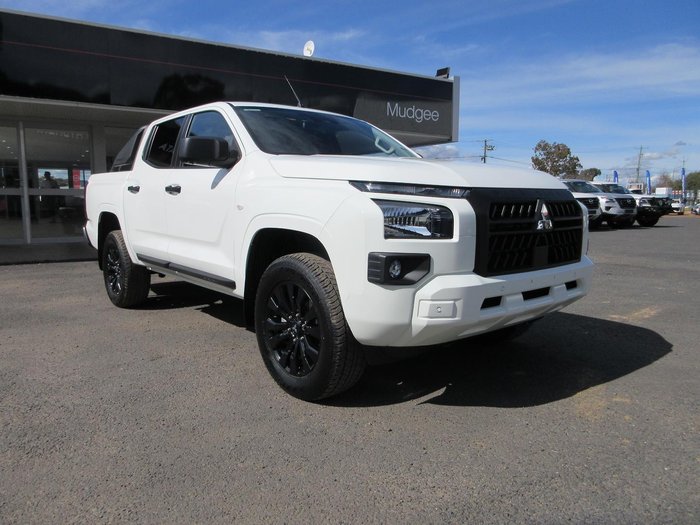 2025 Mitsubishi Triton GLX-R