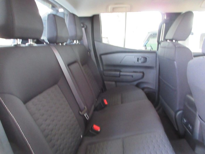 2025 Mitsubishi Triton GLX-R