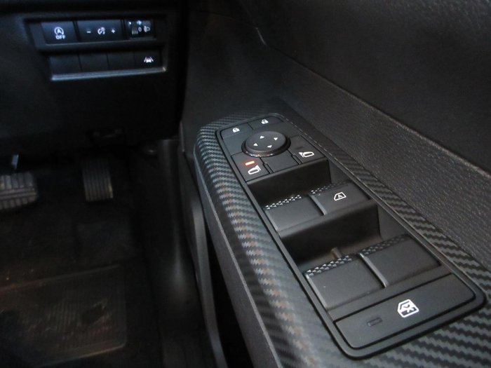 2025 Mitsubishi Triton GLX-R