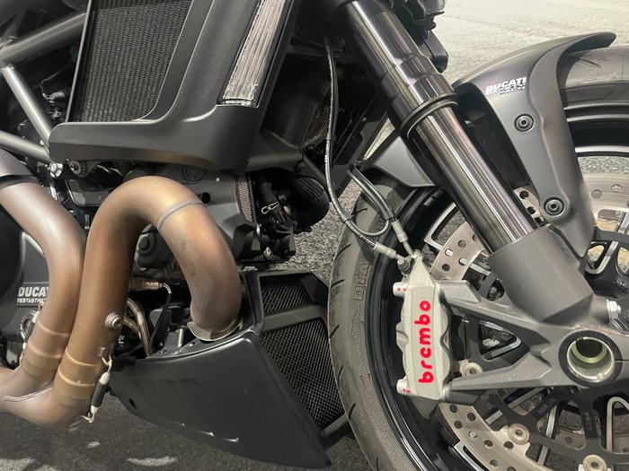 2015 DUCATI DIAVEL Black