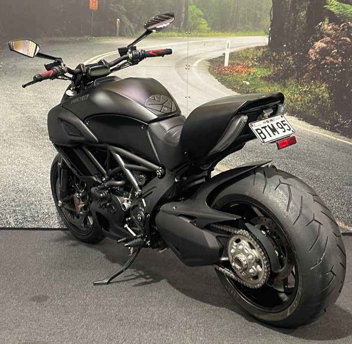 2015 DUCATI DIAVEL Black