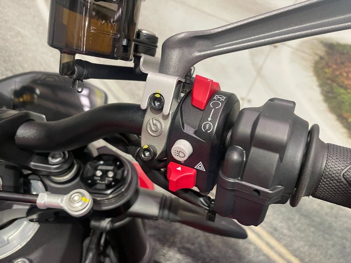2023 DUCATI STREETFIGHTER V4 S Red