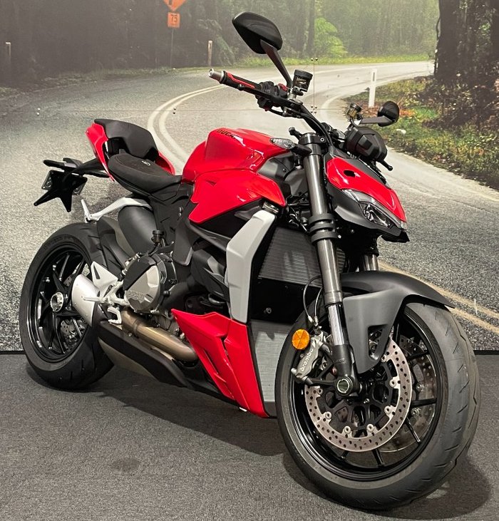 2023 DUCATI STREETFIGHTER V4 S Red