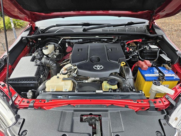 2018 Toyota Hilux SR5 GUN126R 4X4 Dual Range MAROON
