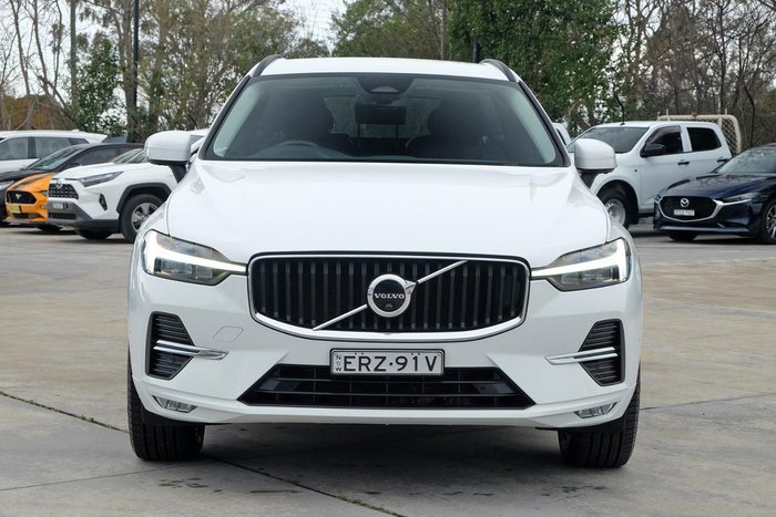 2021 Volvo XC60 B5 Momentum MY22 AWD Ice White