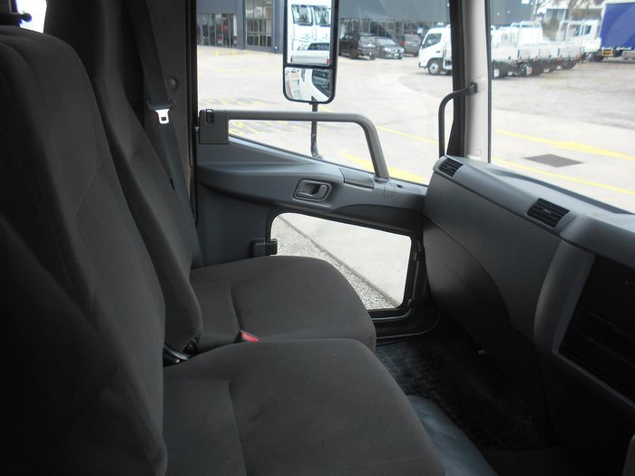 2018 Fuso Fighter 1024 WHITE