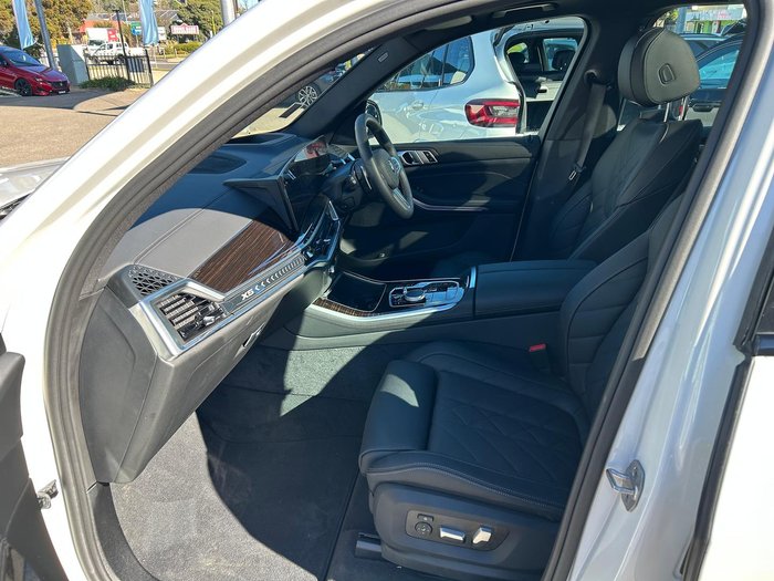 2025 BMW X5 xDrive30d M Sport