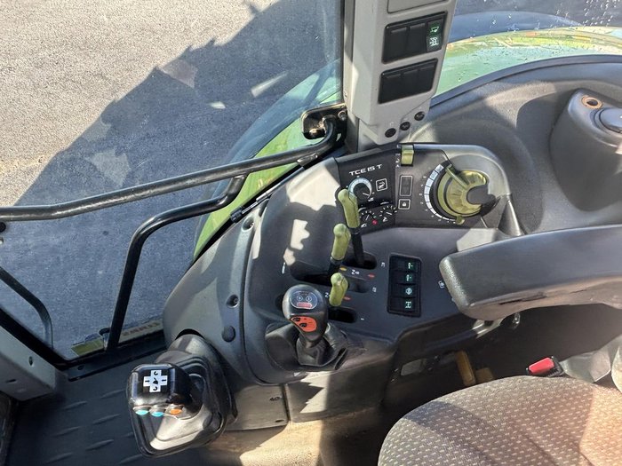2017 CLAAS Arion 620C GREEN