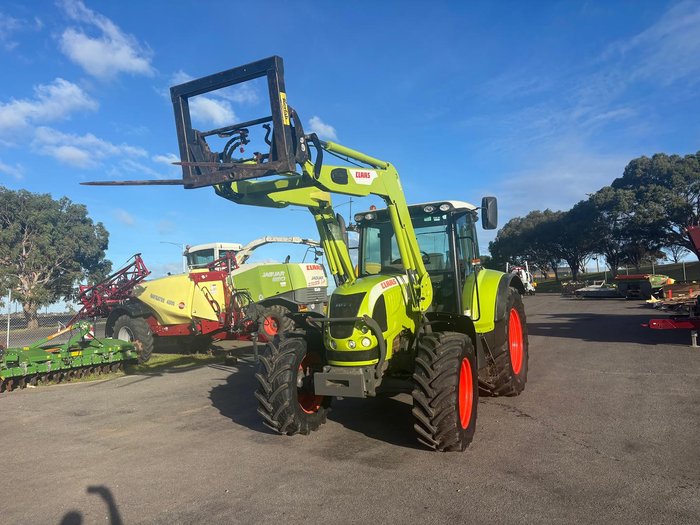 2017 CLAAS Arion 620C GREEN