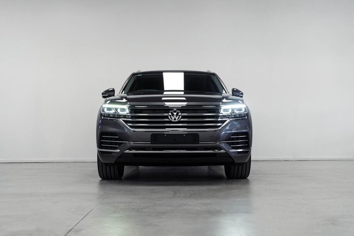 2020 Volkswagen Touareg 190TDI Premium CR MY20 Four Wheel Drive Silicone Grey
