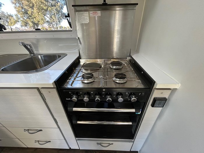 2020 Supreme Classic