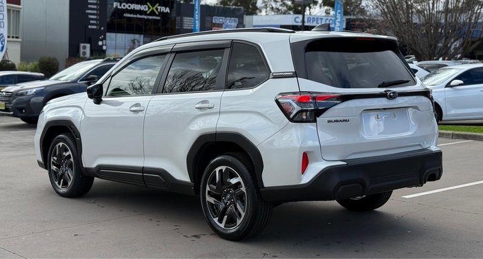 2025 Subaru Forester Touring S6 MY26 AWD Crystal White