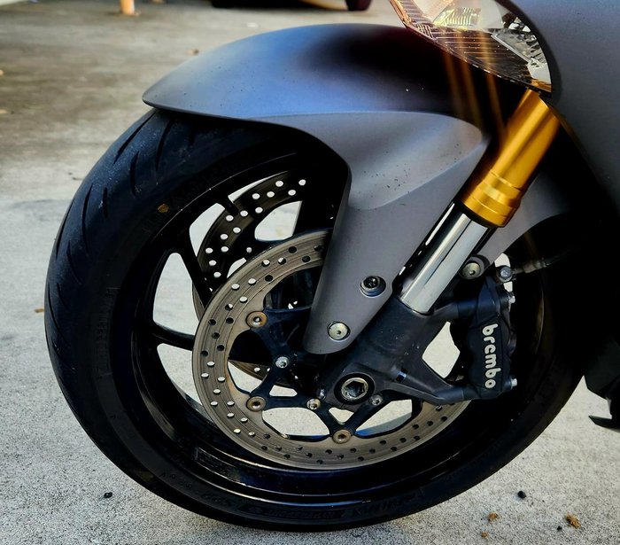 2015 Suzuki GSX-S1000F GSX-S Grey