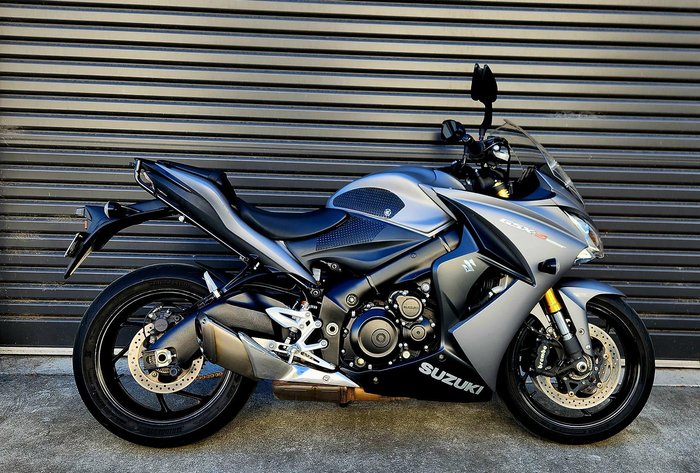 2015 Suzuki GSX-S1000F GSX-S Grey