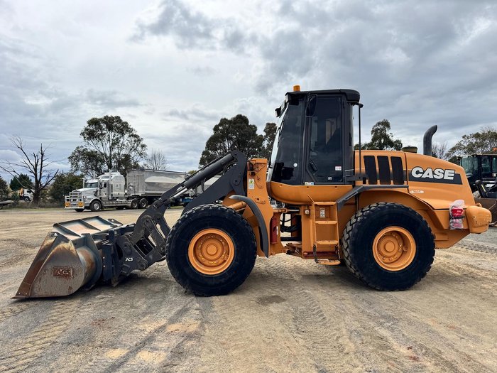 2011 CASE 621E Wheel Loader