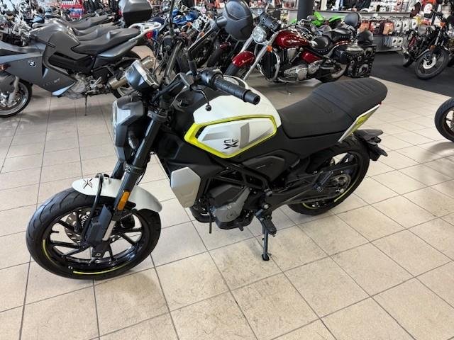 2023 CFMOTO 300 CL-X CL-X White