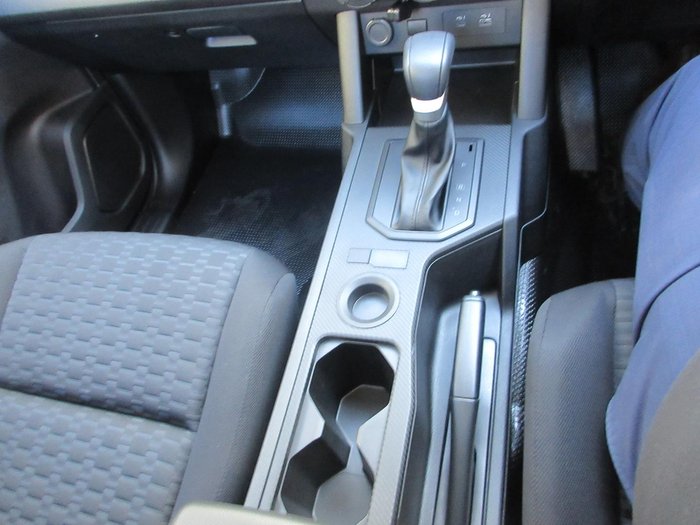 2025 Mitsubishi Triton GLX