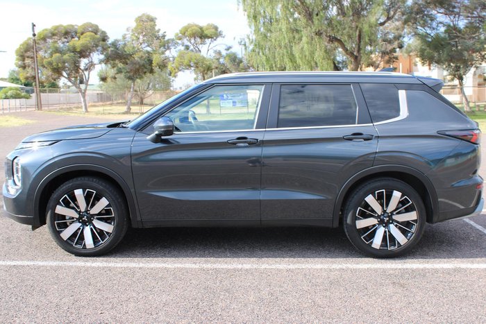 2025 Mitsubishi Outlander Aspire