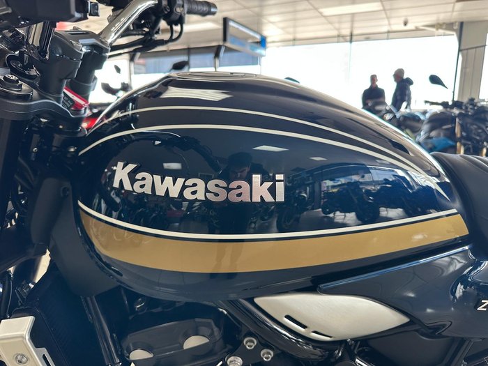 2022 Kawasaki Z900RS (Z900C) Z Blue
