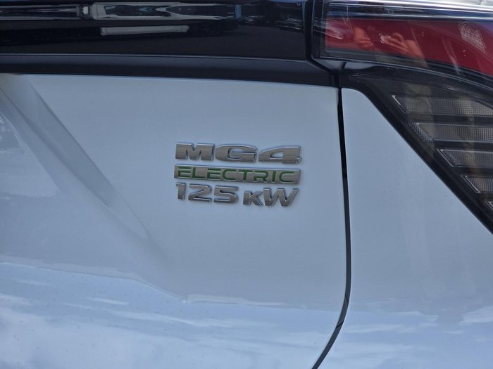 2025 MG MG4 Excite 51 125kW MEH32 MY25 Dover White