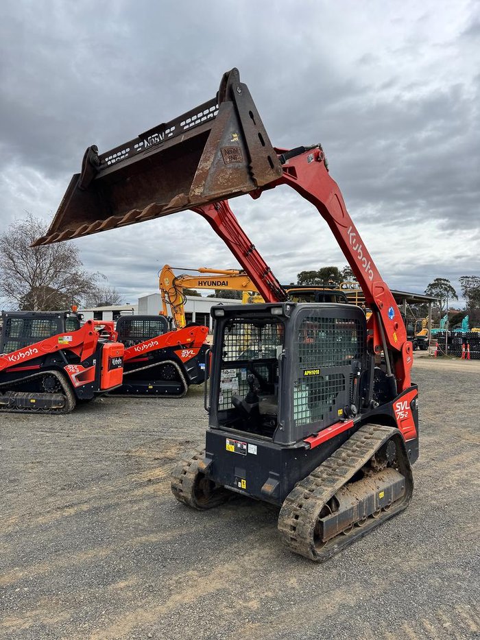 2023 Kubota Svl75-2Ch