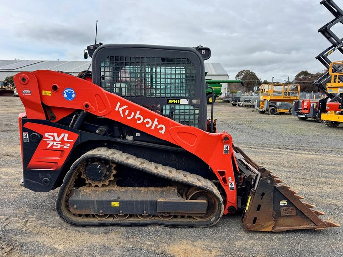 2023 Kubota Svl75-2Ch