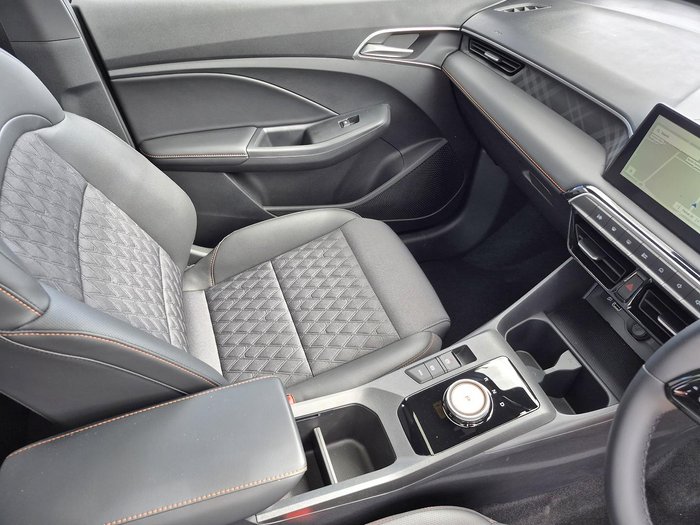 2024 MG MG3 Essence MY24.5 Black Pearl