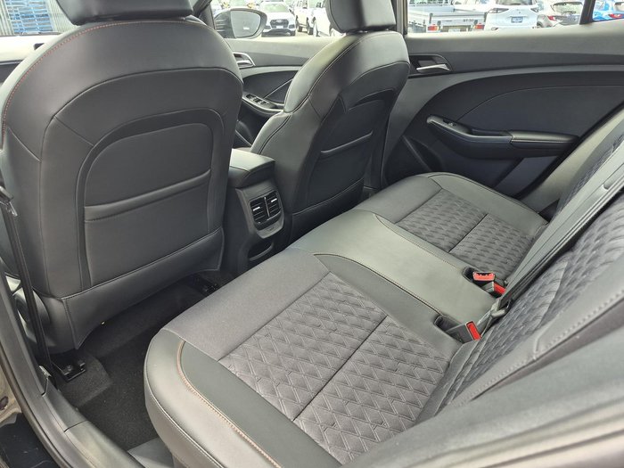 2024 MG MG3 Essence MY24.5 Black Pearl