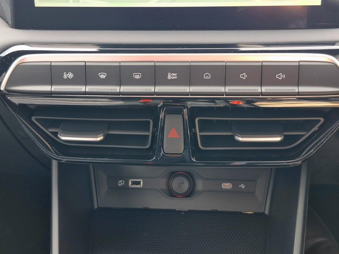 2024 MG MG3 Essence MY24.5 Black Pearl