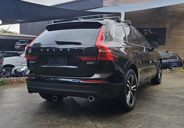 2019 Volvo XC60 D4 Momentum MY19 AWD Onyx Black
