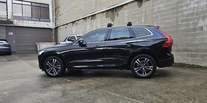 2019 Volvo XC60 D4 Momentum MY19 AWD Onyx Black