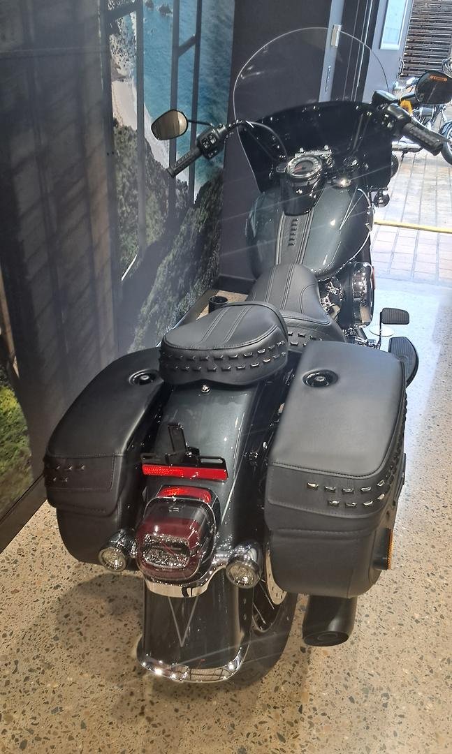 2025 Harley-Davidson Heritage Classic 117 (FLHC) Softail