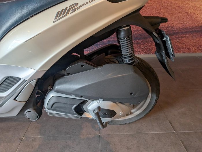 2014 Piaggio Yourban 300 MP3