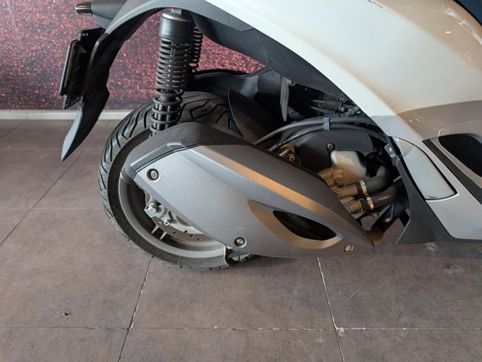 2014 Piaggio Yourban 300 MP3