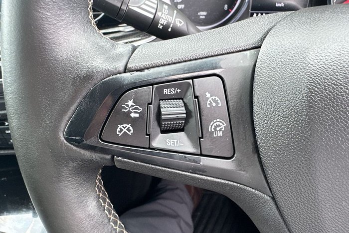 2018 Holden Commodore RS