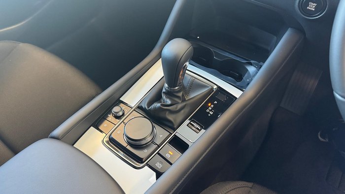 2024 Mazda 3 G20 Evolve