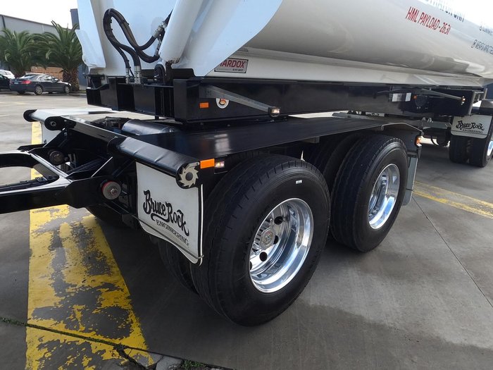 2023 Kenworth T610sar White