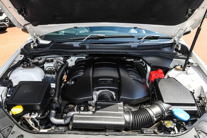 2016 Holden Ute SS V Redline VF Series II MY16 Heron White