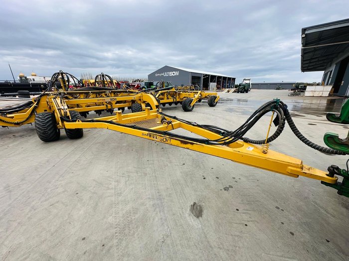 2013 SERAFIN ULTISOW S18 60 BI FOLD SINGLE DISC AIR SEEDER Used YELLOW