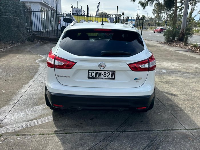2015 NISSAN QASHQAI Ti