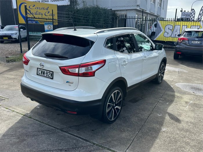 2015 NISSAN QASHQAI Ti