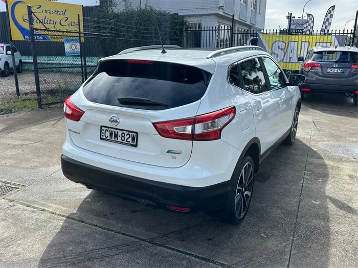 2015 NISSAN QASHQAI Ti