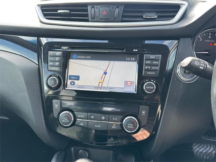 2015 NISSAN QASHQAI Ti