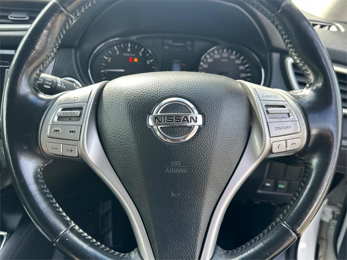 2015 NISSAN QASHQAI Ti