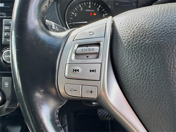 2015 NISSAN QASHQAI Ti