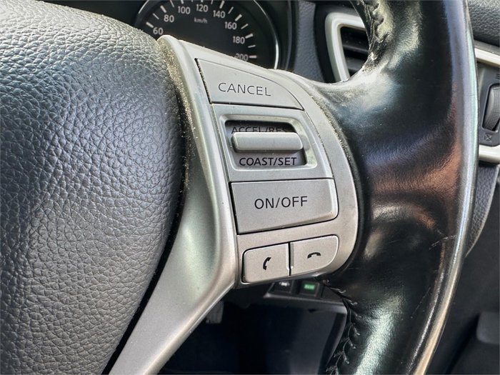 2015 NISSAN QASHQAI Ti
