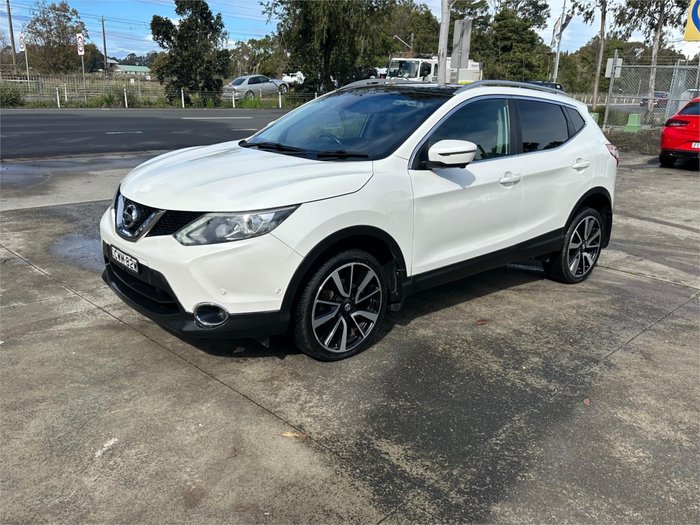 2015 NISSAN QASHQAI Ti