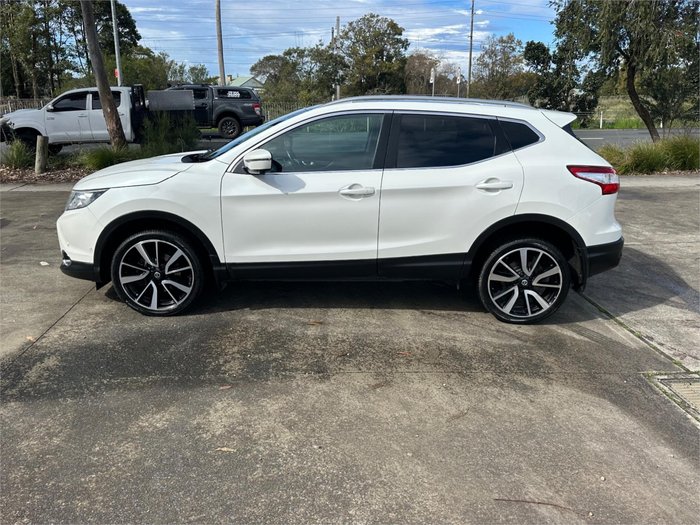 2015 NISSAN QASHQAI Ti